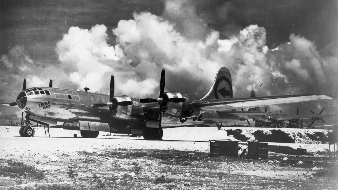 La ridícula razón por la que el Pentágono podría censurar una foto del avión que bombardeó Hiroshima